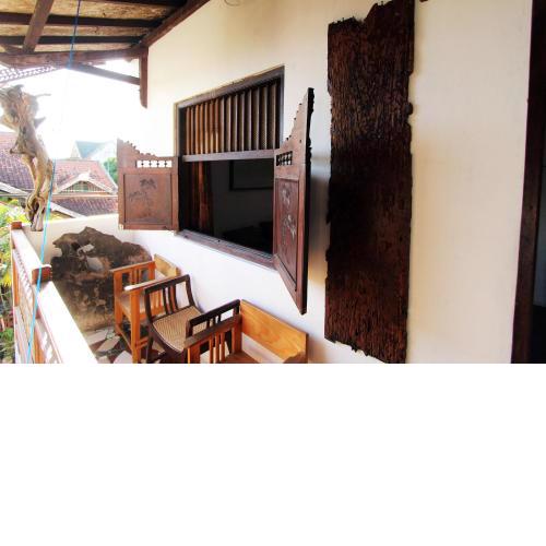 Posnya Seni Godod Art Gallery & Homestay