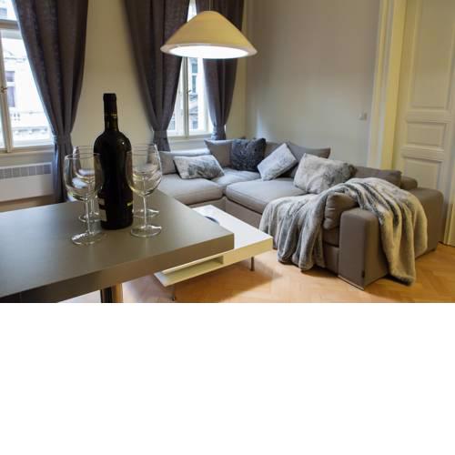 Prague Golden Age Apartment