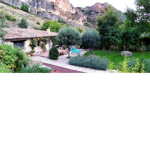 Preciosa casa con jardín en el Parque Natural del Río Dulce