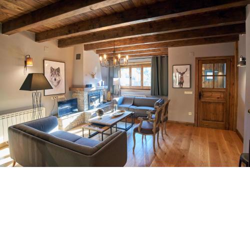 PRECIOSA CASA, NAUT ARAN, GESSA, A 4 KM DE BAQUEIRA, 212 M2