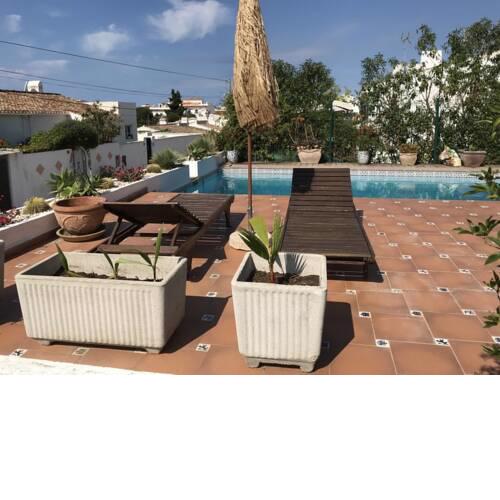 Preciosa villa con piscina privada, perros bienvenidos