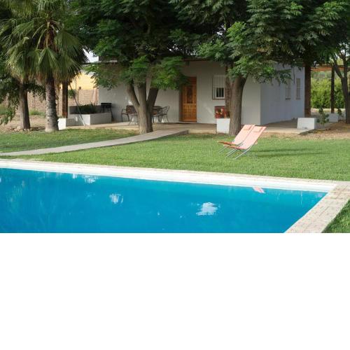 Preciosa y confortable casa de campo con piscina y chimenea