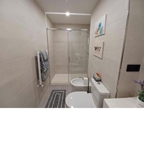 Precioso apartamento con piscina