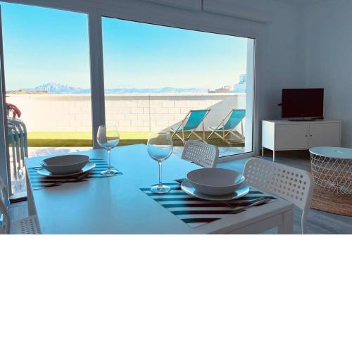 Precioso apartamento con vistas y piscina