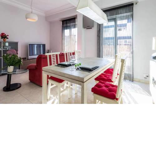 PRECIOSO APARTAMENTO EN EL BARRIO DE RUZAFA