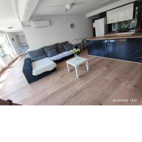 Precioso apartamento residencial reformado