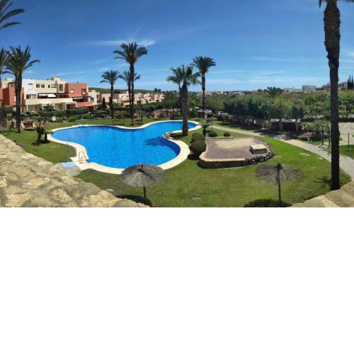Precioso dúplex con piscina