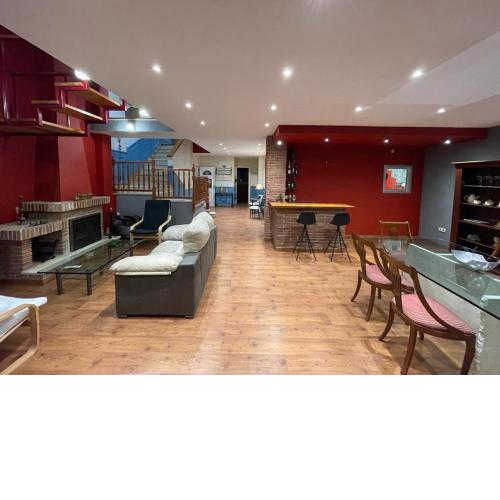 Precioso dúplex privado a 5 min de port aventura y Salou