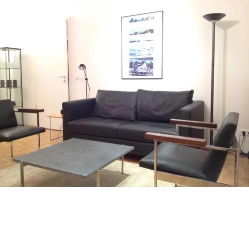 Premium Apartment Universities/Arts District
