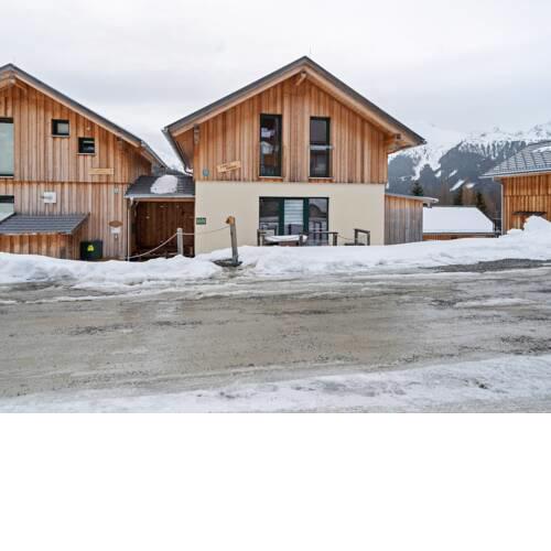 Premium Chalet in Hohentauern with Jacuzzi
