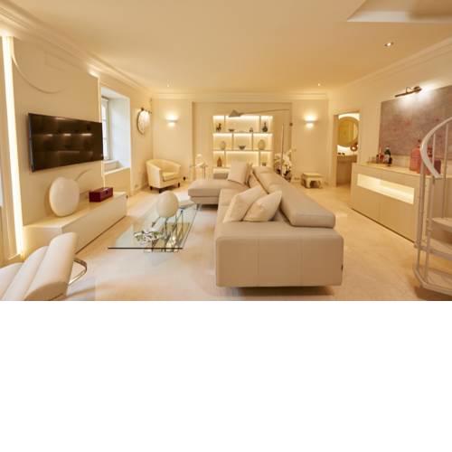 President Mezonet Apartment