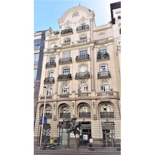 Prestige Center Flat in Gran Via