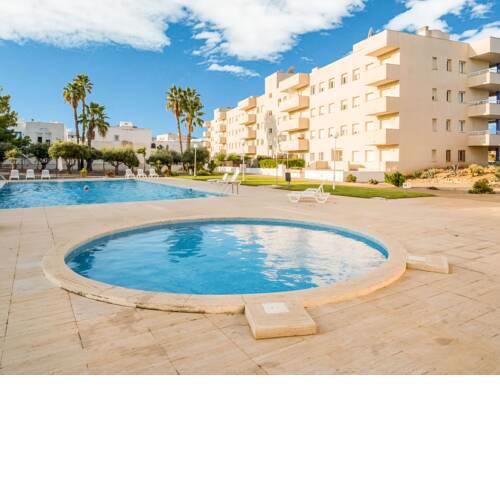 Pretty Holiday Home in Sant Josep de Sa Talaia near Sea