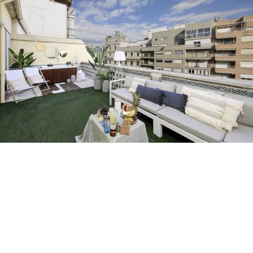 Prime Holidays, Penthouse Puerta Real Views