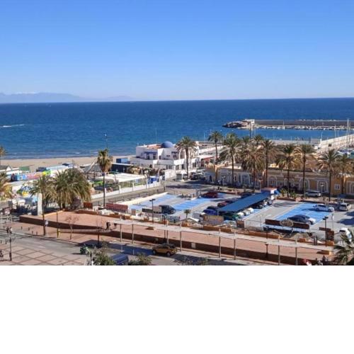 Primera linea playa y vistas al mar en PYR Fuengirola 7 floor