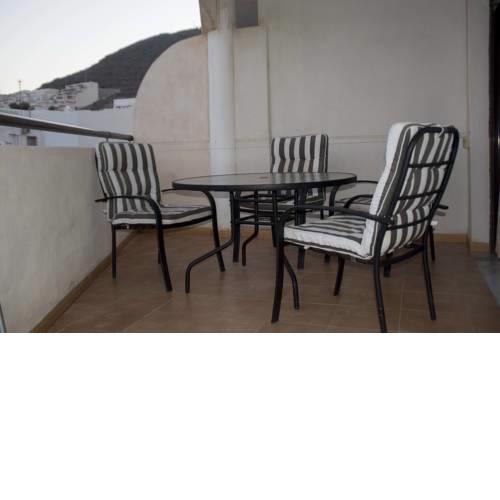 Primero con terraza a pocos metros de la Playa