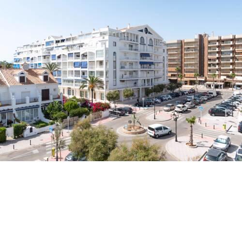 Princessa - First Line Fuengirola Promenade Apartment by Rafleys with Stunning Sea Views