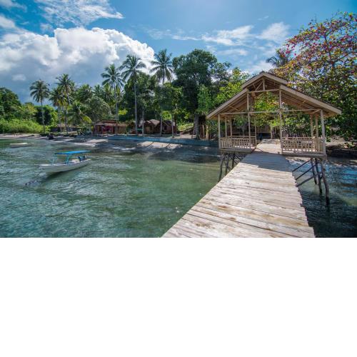 Pristine Paradise Dive Resort Una Una