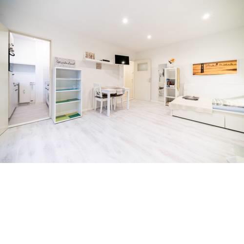 Private Apartment Alice Top (5948)