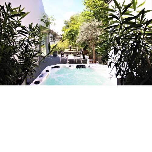✦ Private Designvilla ✦ - Jacuzzi, Sauna & Garden
