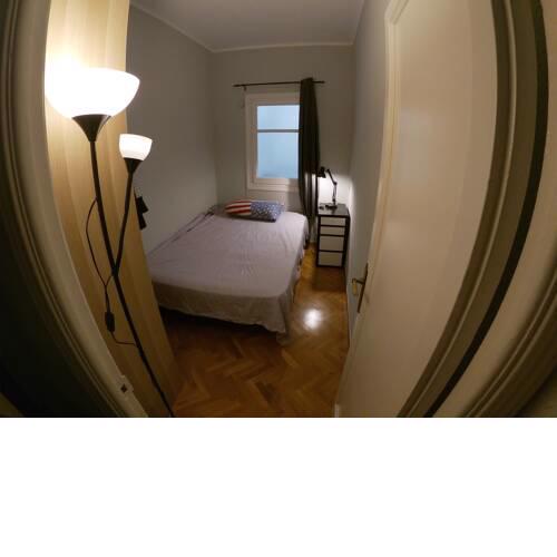 Private Double Room in Shared Flat Barcelona Near Hospital Clinic - Francesc Macià