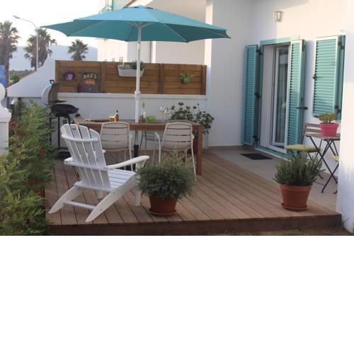 Private Garden Apartment