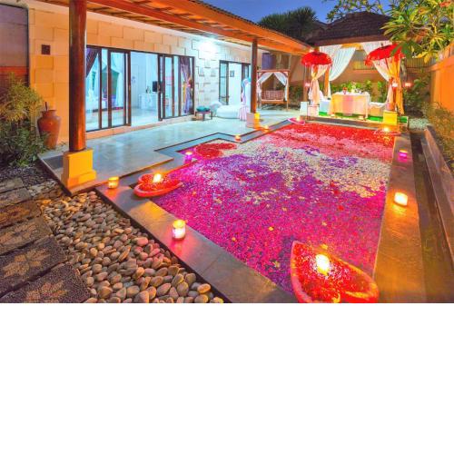 Private Pool Villa In Kuta