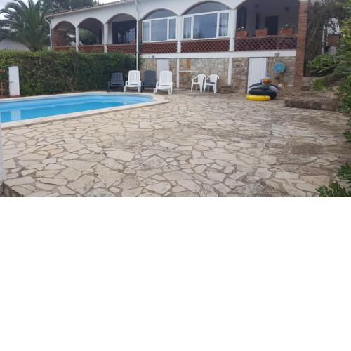 Private Villa with pool and scenic Views