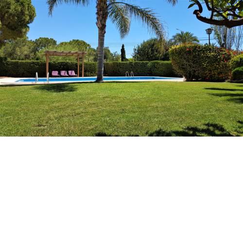 Private Villa with Private Pool and Tennis Court