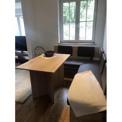 Privates Zimmer, Handwerkerzimmer zusätzlich Küche, Bad, Wohnzimmer, Garten vorhanden