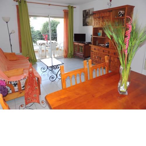 PROA 1-4 Apartamento centro Roses a 200 mtrs de la playa