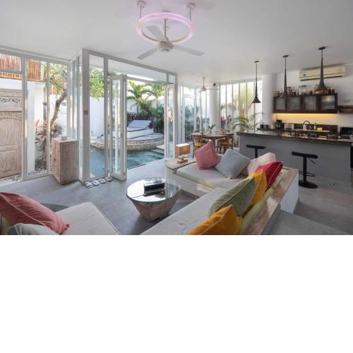 *PROMO* Modern Seminyak Pvt. Villa w/Pool+Parking