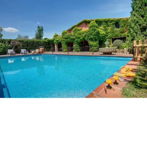 Pubol Villa Sleeps 8 Pool WiFi