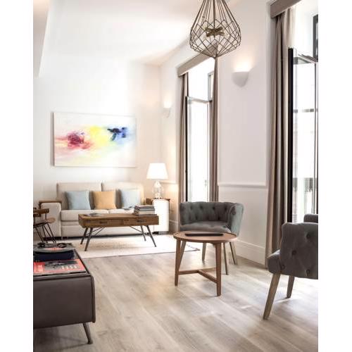 Puerta Catedral Holiday Suites