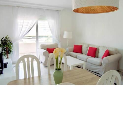 Puerto Banus Holiday Home Sleeps 5 with Pool and Air Con