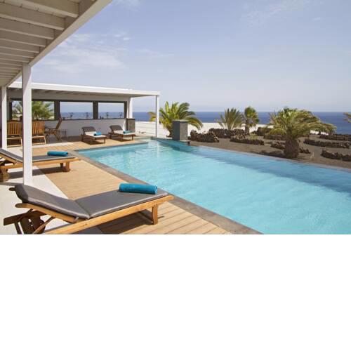 Puerto Calero Villa Sleeps 6 with Pool