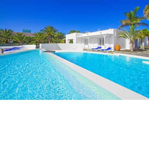 Puerto Calero Villa Sleeps 8 with Pool Air Con and WiFi