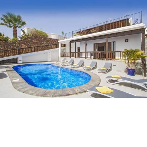 Puerto del Carmen Villa Sleeps 10 Pool Air Con WiFi