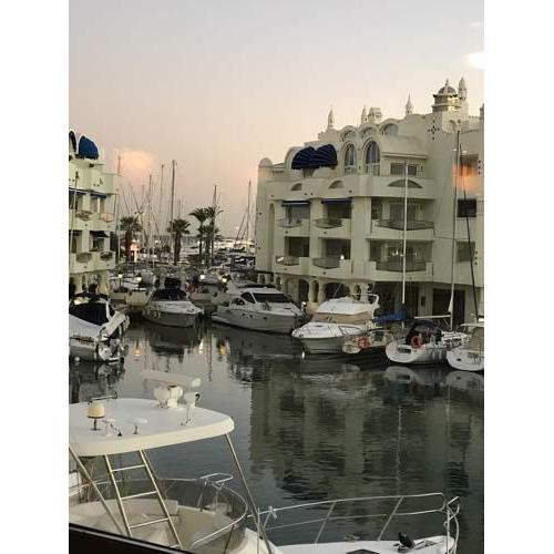 Puerto Marina Apartment