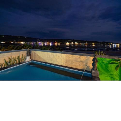 Pula Huts Lembongan