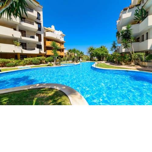 Punta Prima Apartment Sleeps 2 Pool WiFi