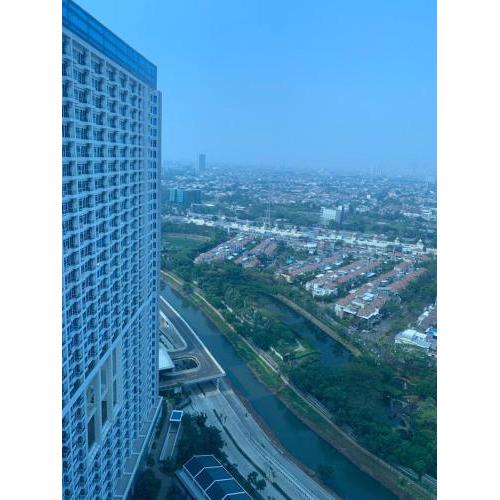 Puri Mansion Apt 3BR Newly Renovated