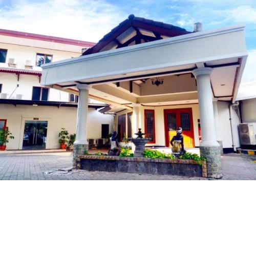 Puri Mega Hotel