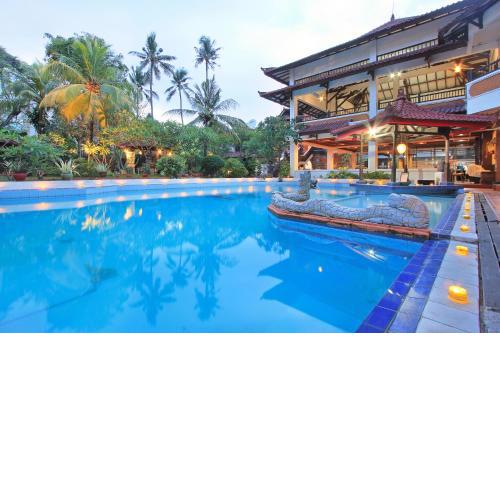 Puri Naga Beachfront Cottages