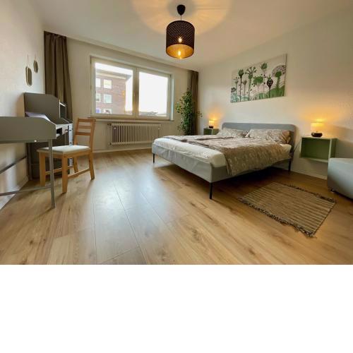 Purple Kitchen Apartment mit großer Wohnküche