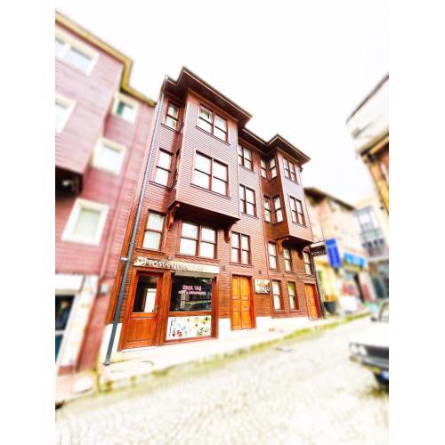 QONAQ HOTEL & SUITES