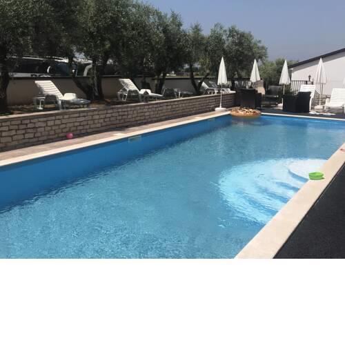 Quaint Apartment in Poreč with Swimming Pool