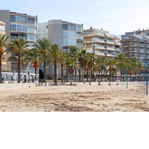 Quaint Apartment in Salou for 4 People