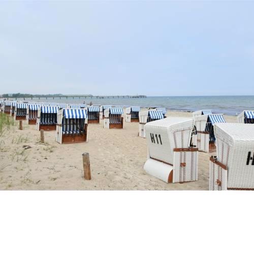 Quaint Apartment near Sea in Boltenhagen