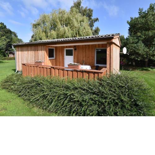 Quaint Bungalow near Insel Poel with Garden